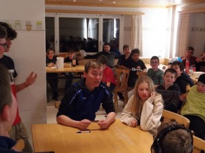 Skilager 2020 Freitag bunter Abend (10)