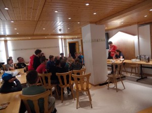 Skilager 2020 Freitag bunter Abend (6)
